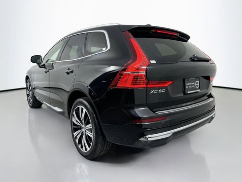 Certified 2023 Volvo XC60 B5 Plus w/ Climate Package image 8