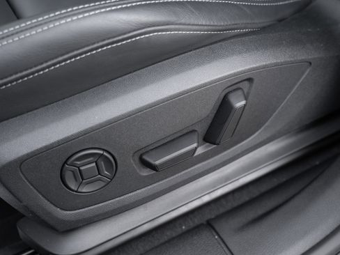 Certified 2025 Audi Q3 2.0T Premium w/ Convenience Package image 20