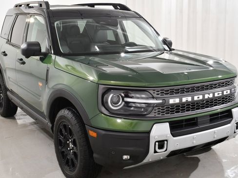 Used 2025 Ford Bronco Sport Badlands w/ Badlands Tech Package image 4