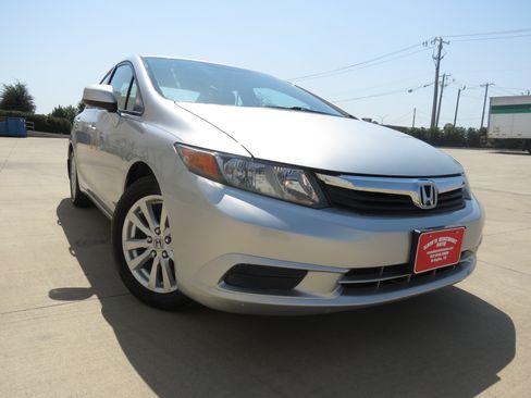 Used 2012 Honda Civic EX-L image 2