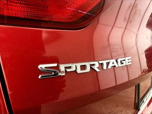 Used 2018 Kia Sportage EX w/ EX Technology Package AWD/4WD image 13