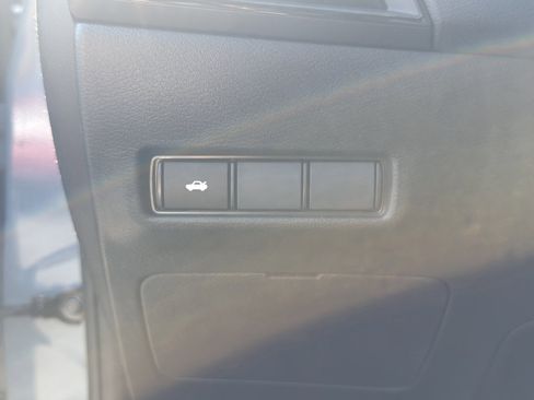 New 2026 Nissan Sentra SR w/ Floor Mat Package image 23