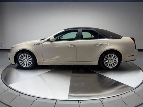 Used 2010 Cadillac CTS Luxury RWD image 4