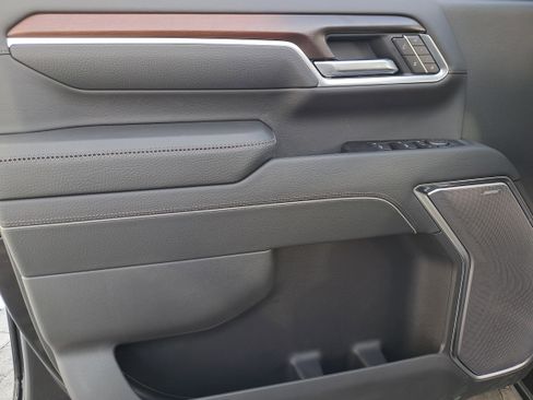 New 2026 GMC Sierra 2500 Denali w/ Denali Reserve Package image 17