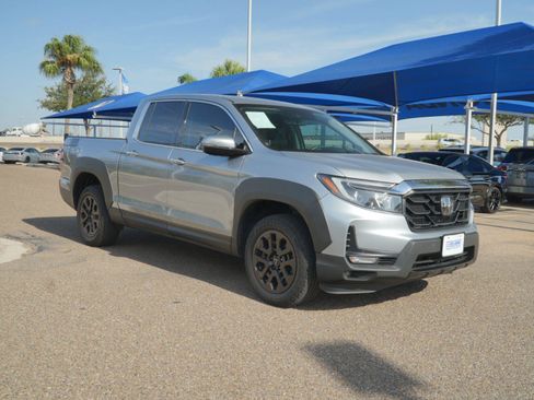 Used 2023 Honda Ridgeline RTL-E image 3