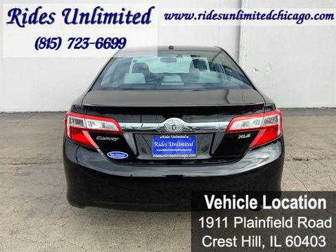 Used 2012 Toyota Camry XLE w/ Leather Pkg FWD image 7