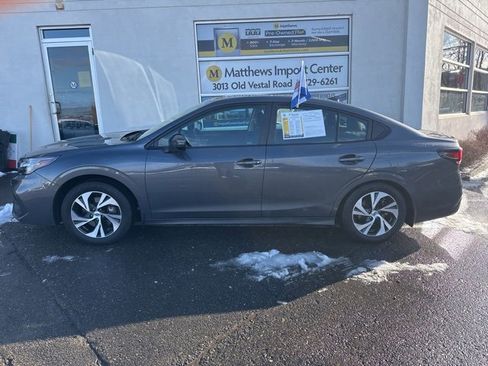 Used 2025 Subaru Legacy Premium image 2