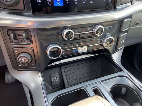 New 2025 Ford F150 Lariat w/ Equipment Group 502A High image 19