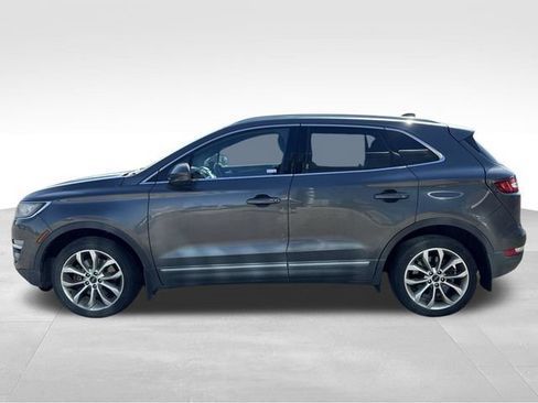 Used 2017 Lincoln MKC Select w/ Select Plus Package AWD/4WD image 2