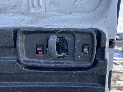 Used 2017 Chevrolet Express 3500 Work Van image 13