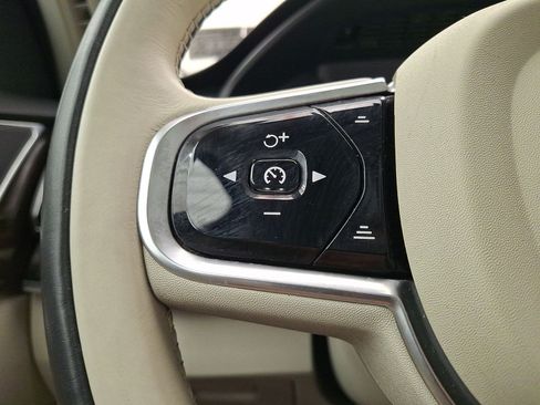 Used 2016 Volvo XC90 T6 Momentum AWD/4WD image 20