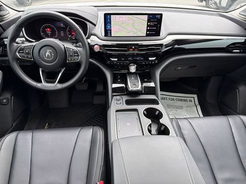 Used 2025 Acura MDX FWD w/ Technology Package image 23