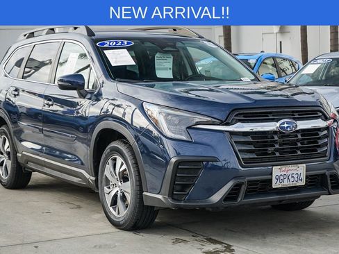 Certified 2023 Subaru Ascent Premium w/ Convenience Package image 3