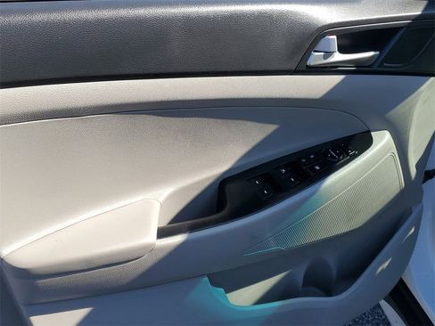 Used 2020 Hyundai Tucson SEL w/ Cargo Package image 42