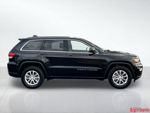 Used 2022 Jeep Grand Cherokee Laredo E RWD image 7