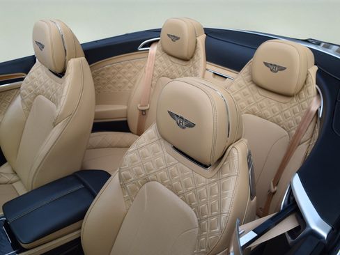 Used 2020 Bentley Continental GT AWD/4WD image 21