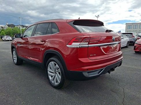 Used 2020 Volkswagen Atlas Cross Sport SE AWD/4WD image 4