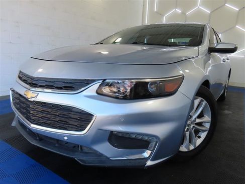 Used 2017 Chevrolet Malibu LT w/ Driver Confidence Package image 1