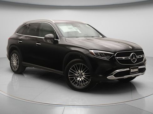 New 2026 Mercedes-Benz GLC 300 image 13