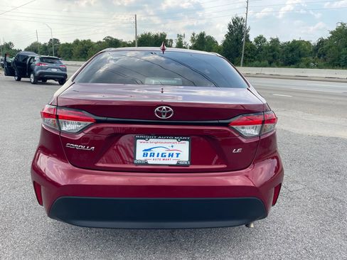 Used 2025 Toyota Corolla LE image 3