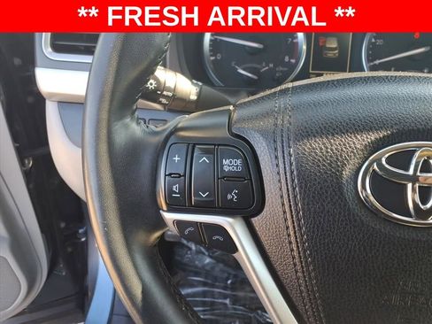 Used 2018 Toyota Highlander Limited Platinum image 20
