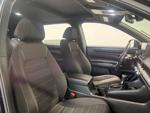 Used 2023 Honda CR-V Sport image 10