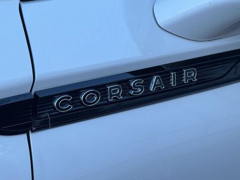 Certified 2024 Lincoln Corsair Reserve w/ Jet Appearance Package AWD/4WD image 10