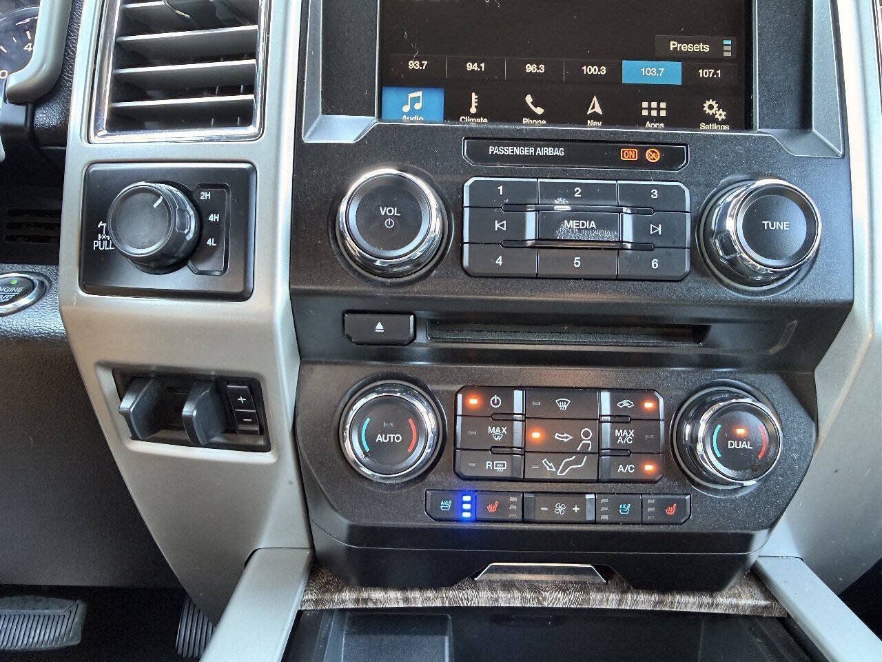 Used 2017 Ford F250 Lariat w/ Lariat Ultimate Package AWD/4WD image 35
