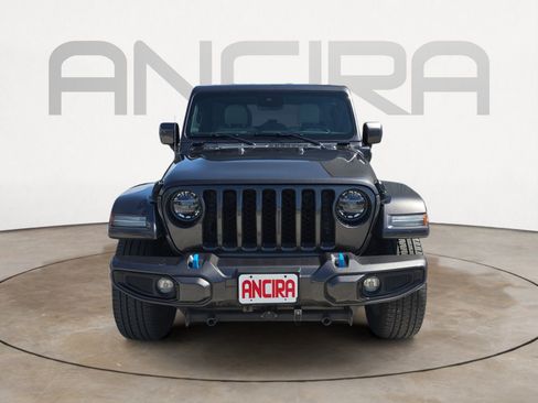Used 2021 Jeep Wrangler Unlimited Sahara AWD/4WD image 5