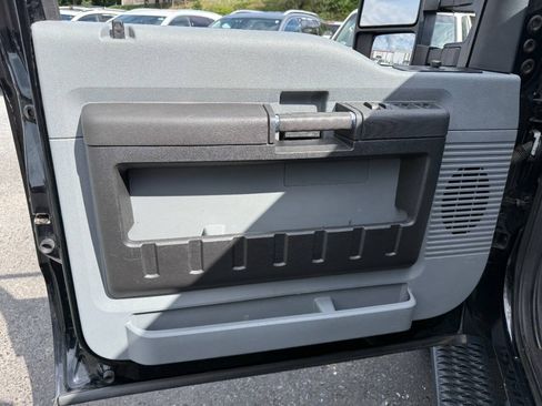 Used 2016 Ford F350 XL AWD/4WD image 17
