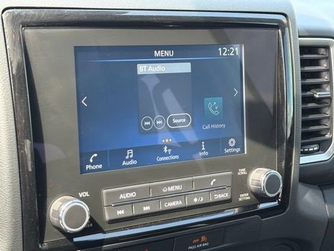 Used 2022 Nissan Frontier SV RWD image 25