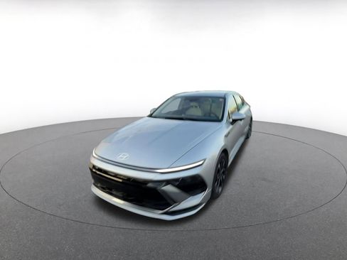 Used 2025 Hyundai Sonata SEL image 8