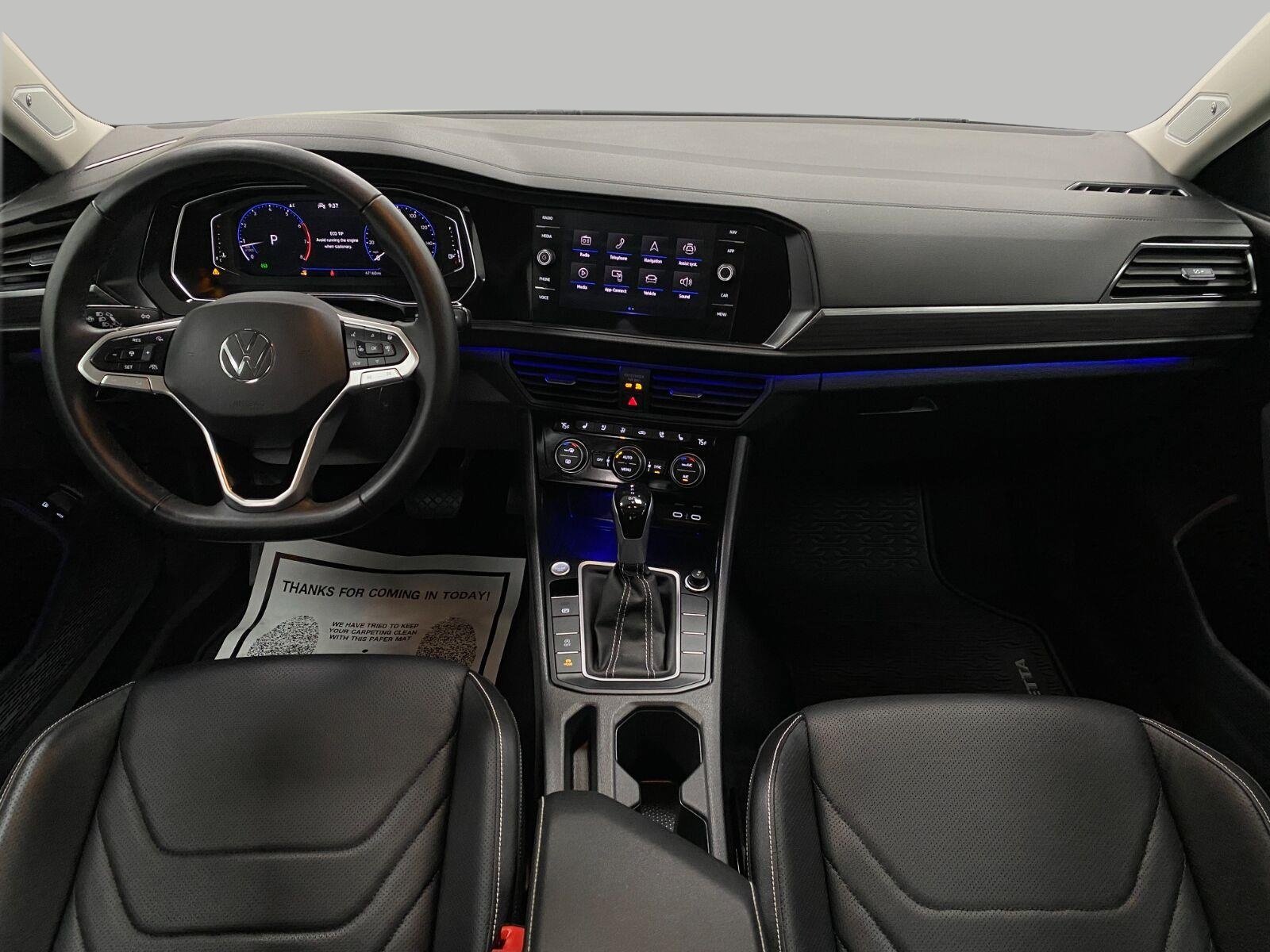 Used 2024 Volkswagen Jetta SEL FWD image 20