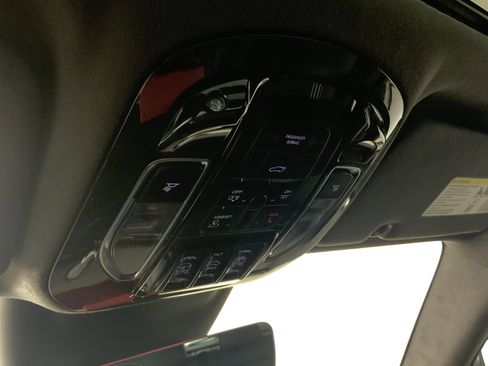 Used 2023 Maserati Grecale Modena image 27