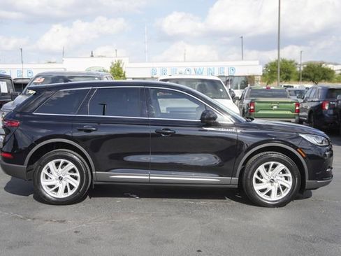 Used 2024 Lincoln Corsair FWD image 5