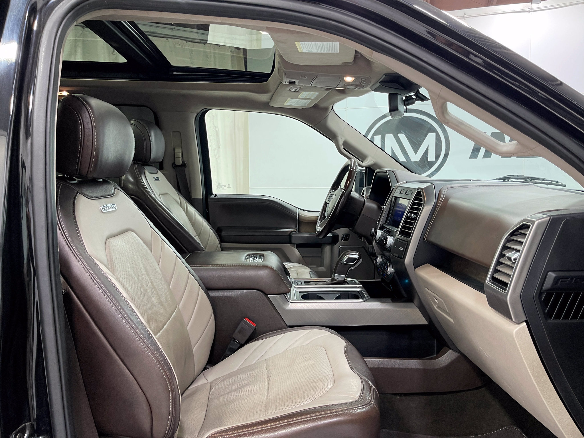 Used 2020 Ford F150 Limited AWD/4WD image 32