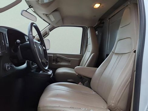 Used 2019 Chevrolet Express 2500 w/ Driver Convenience Package image 12