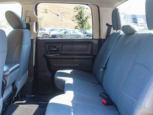 Used 2016 RAM 1500 Express image 18