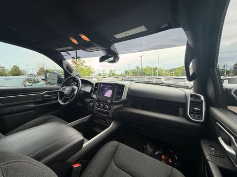 Used 2020 RAM 1500 Big Horn AWD/4WD image 9