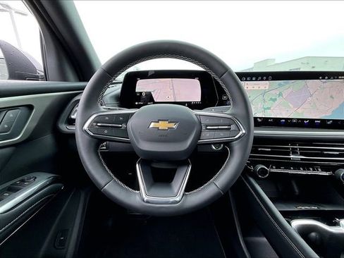 New 2026 Chevrolet Traverse LT w/ Driver Confidence Package image 17