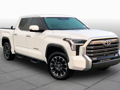 Used 2023 Toyota Tundra Limited AWD/4WD image 3