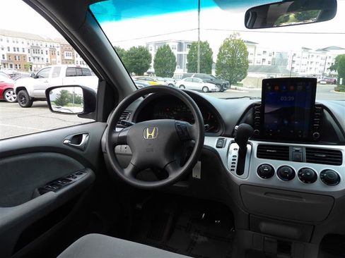 Used 2010 Honda Odyssey LX image 29