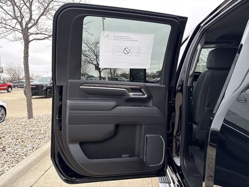New 2026 GMC Sierra 2500 SLT w/ SLT Premium Package AWD/4WD image 12