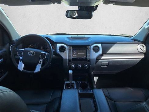 Used 2018 Toyota Tundra SR5 w/ SR5 Upgrade Package image 15