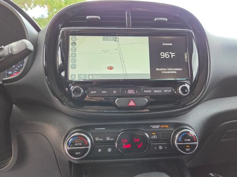 Used 2021 Kia Soul EX FWD image 32
