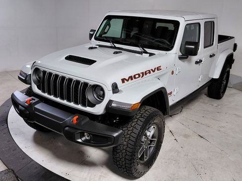 New 2026 Jeep Gladiator Mojave AWD/4WD image 3