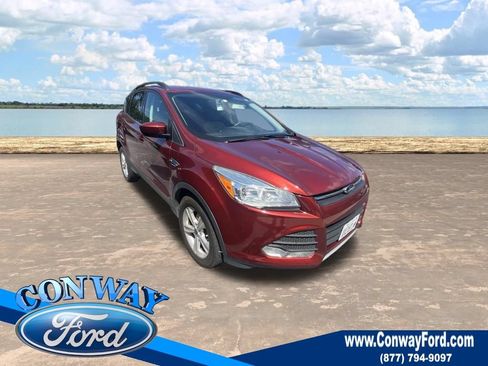 Used 2014 Ford Escape SE w/ Equipment Group 201A FWD image 1