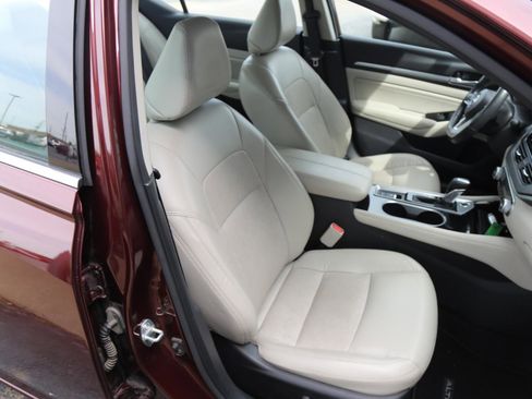 Used 2023 Nissan Altima 2.5 SL image 23
