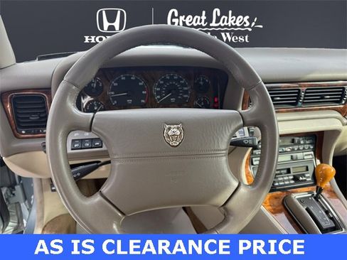 Used 1997 Jaguar XJ6 image 12