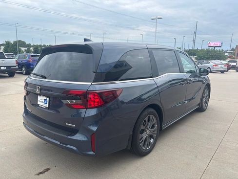Certified 2026 Honda Odyssey Touring image 5